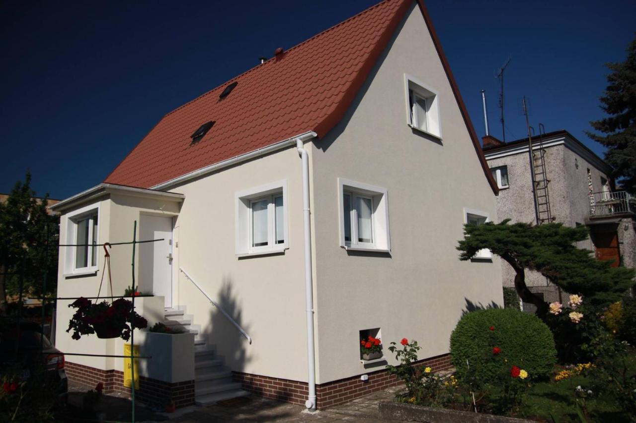 Morski Zakatek Kolobrzeg - Dom Z Ogrodem Na Wylacznosc Buitenkant foto